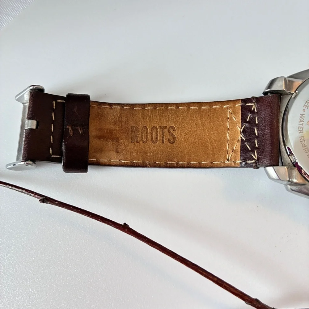 Roots Canada Mens Chronograph Watch With Brown Leather Watchband Vintage